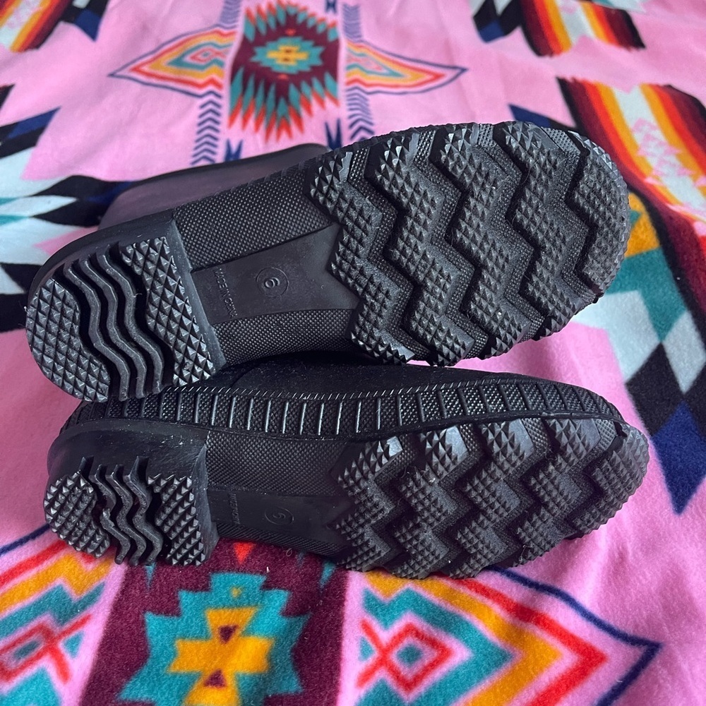 Max + Jake Stylish Black Boots - Picture 6 of 6